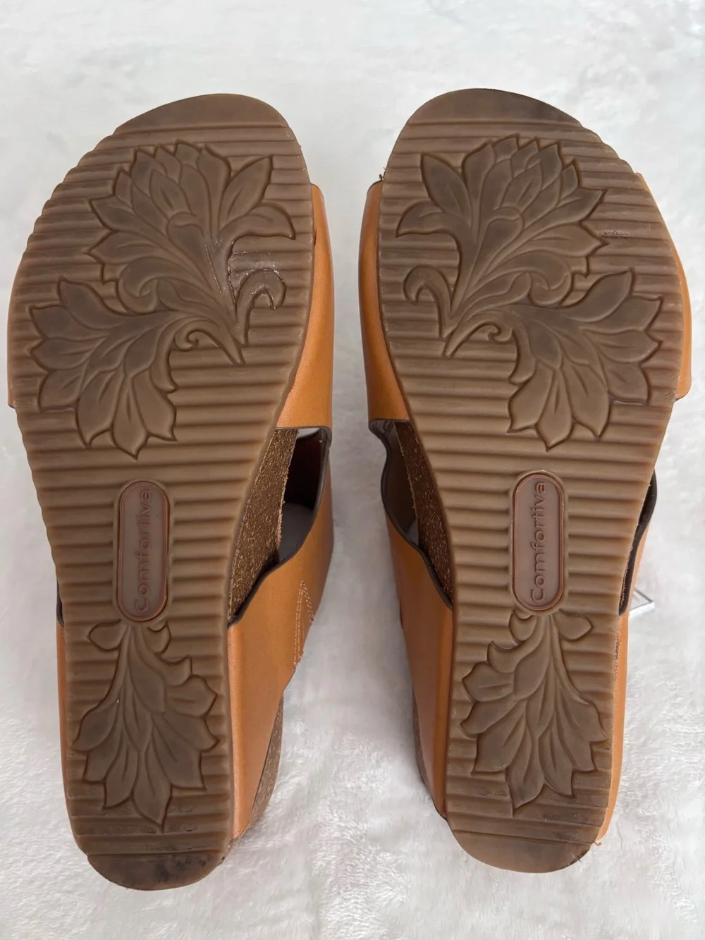 COMFORTIVA Emah Tan Leather Slide-On Wedge--EUC--9